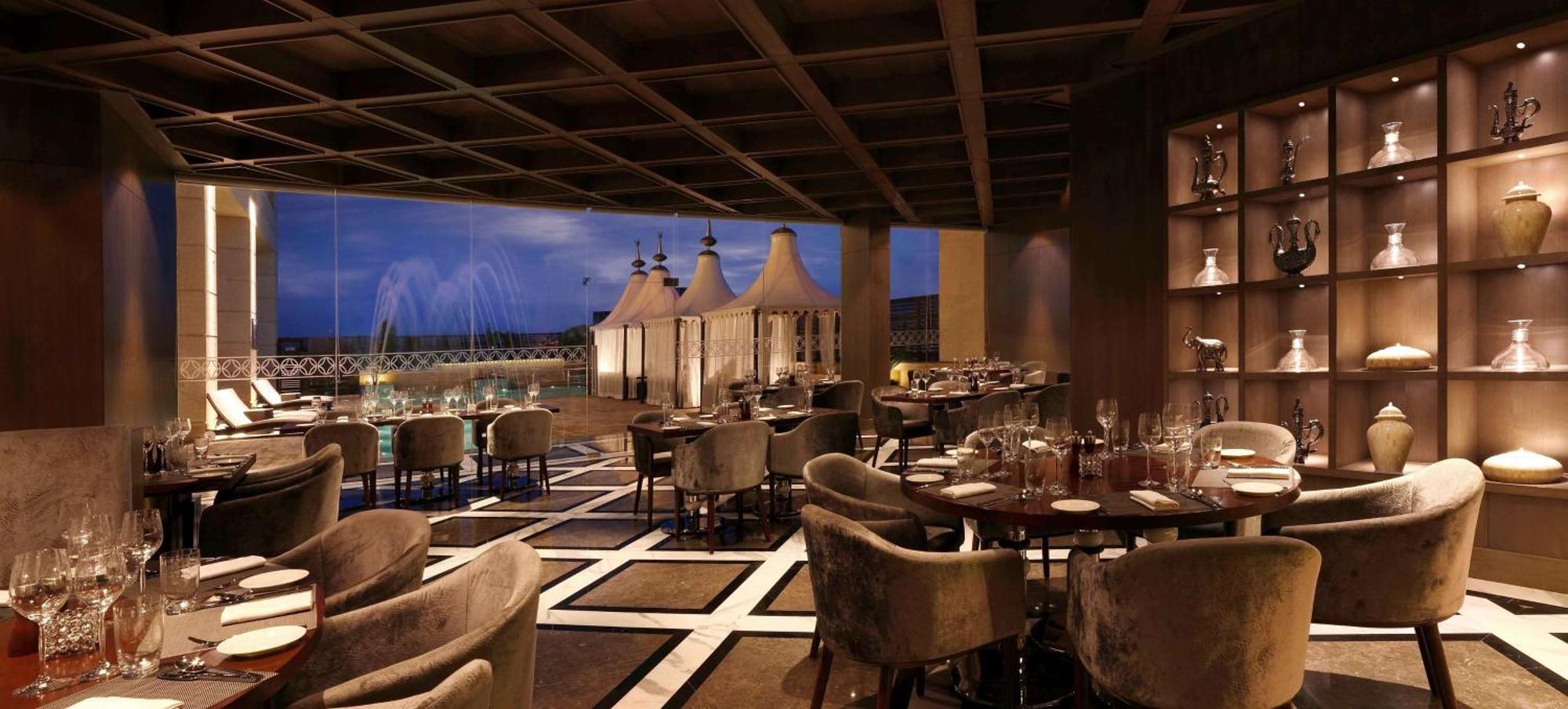 ฮิลตัน ชัยปุระ Hotel ภายนอก รูปภาพ The restaurant