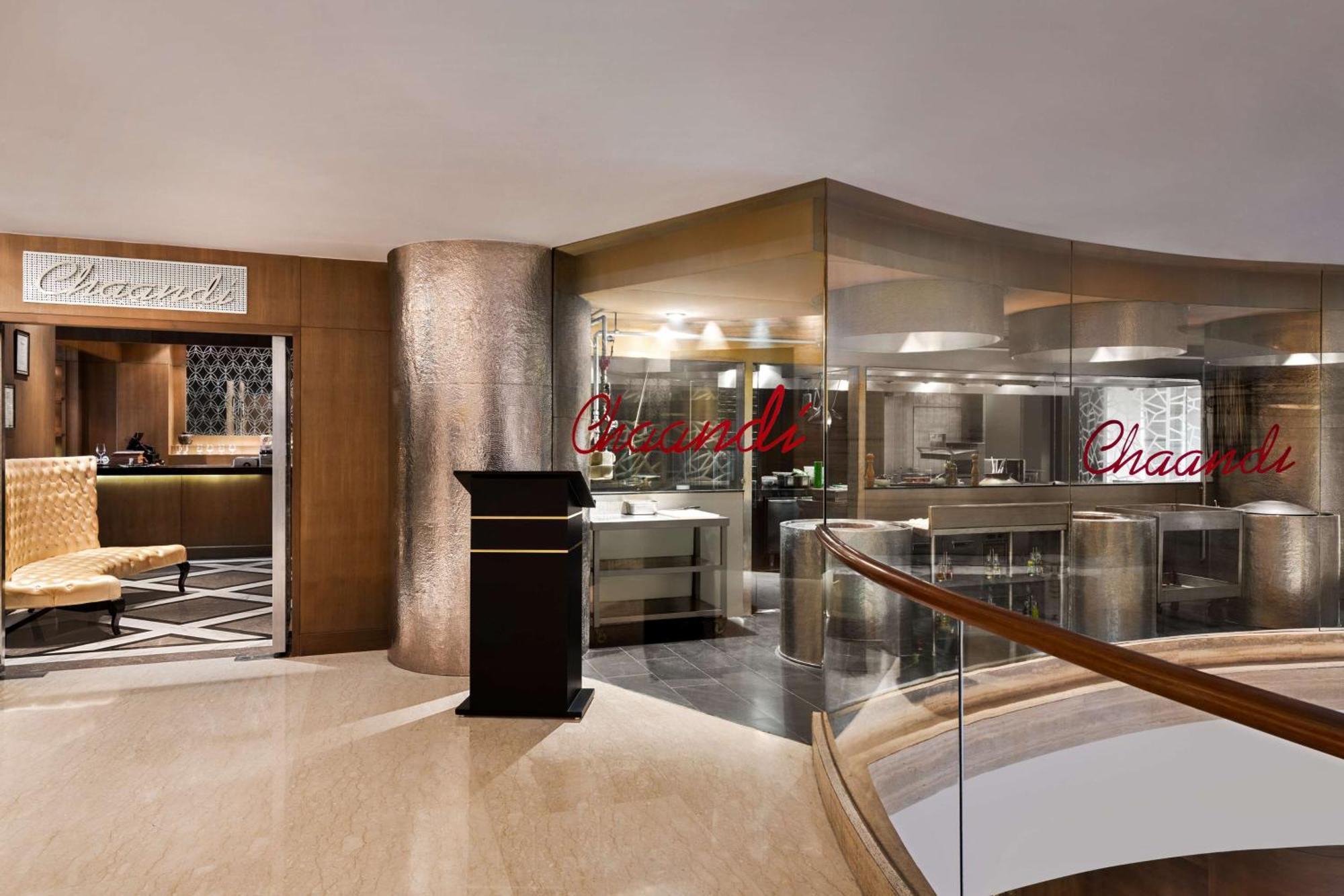 ฮิลตัน ชัยปุระ Hotel ภายนอก รูปภาพ The lobby of the hotel