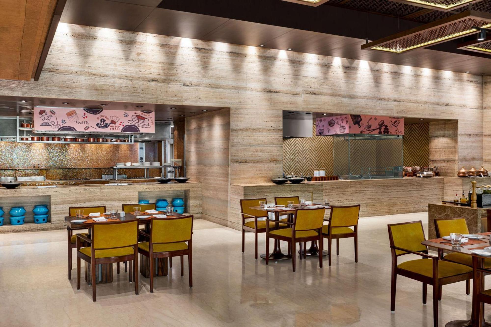 ฮิลตัน ชัยปุระ Hotel ภายนอก รูปภาพ The restaurant